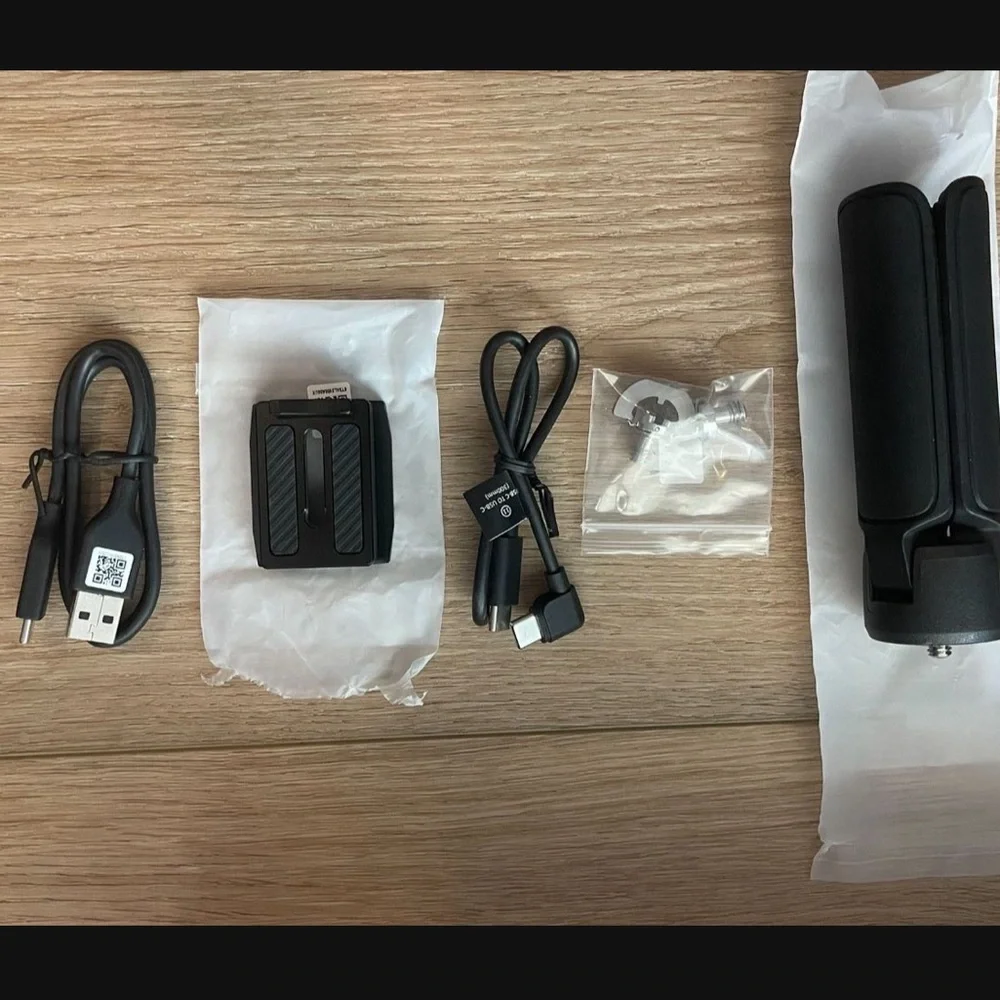 NEW DJI RS 3 Mini Gimbal Stabilizer - Black